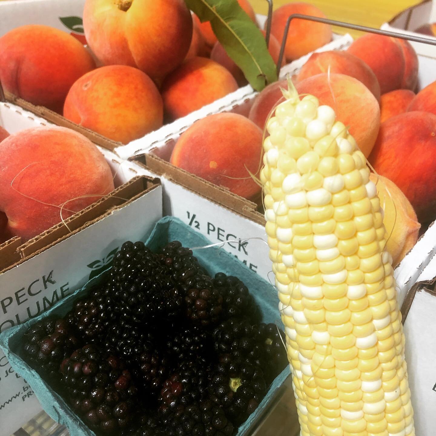 Ohio sweet corn and blackberries are now in the market along with Branstool peaches! There is no excuse not to eat well this time of year with easy access to local tomatoes, green beans, candy onions, potatoes, peppers, zukes and cukes (farmer talk L