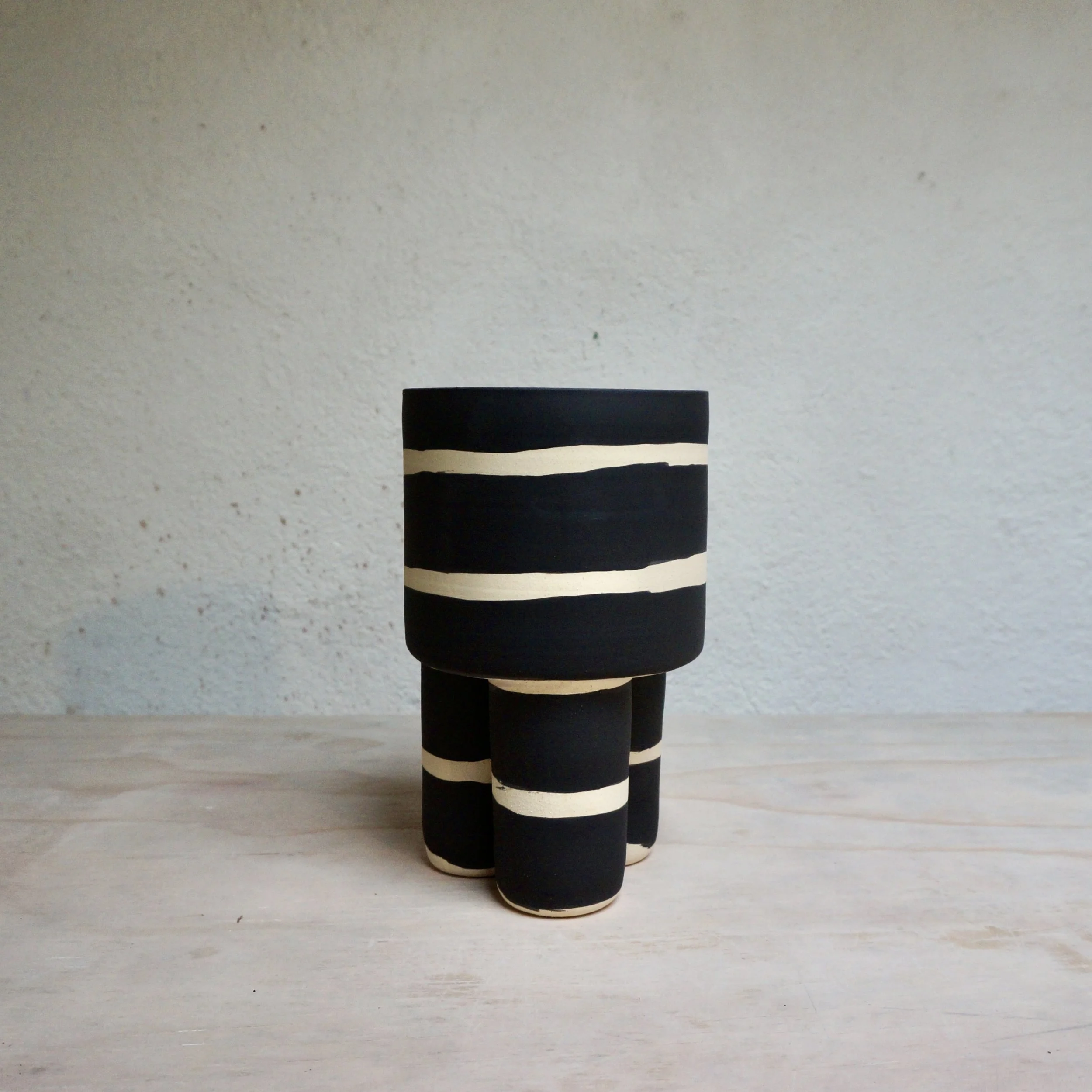 Black Striped Milking Planter