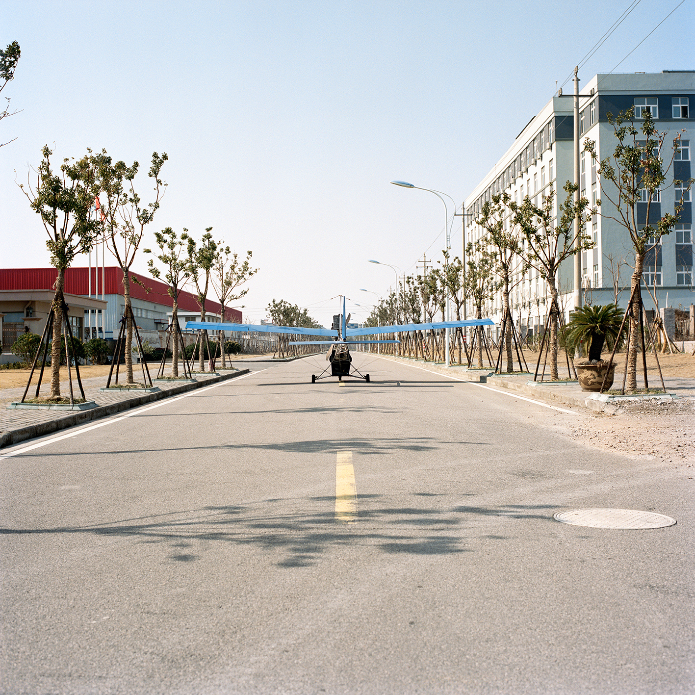 xiaoxiao-xu-aeronautics-in-the-backyards-2015-photography-of-china-20.jpg