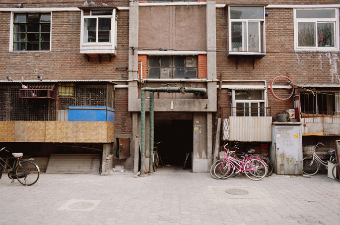 5-2000-My Neighborhood-a documentary turn-Moyi - Scenery 04-06 - 197-moyi-photography-of-china.jpg