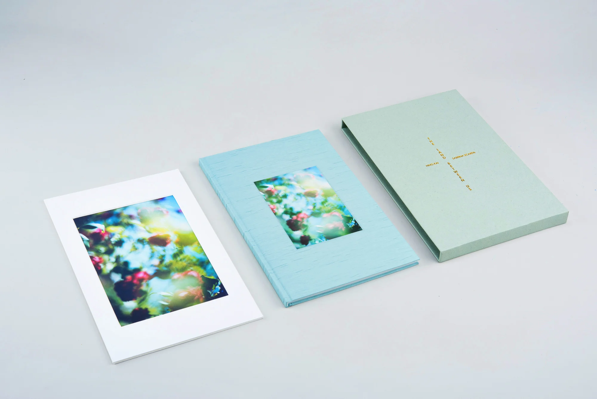 Ning Kai & Sabrina Scarpa, “The Land Between Us”, edited by Imageless © Courtesy of the authors