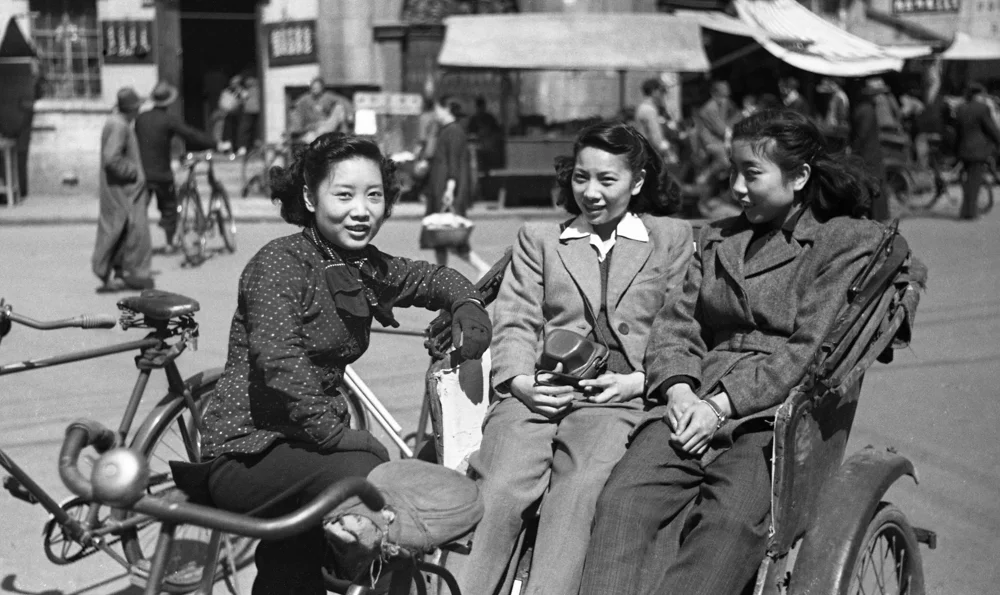 In 1948 Sisterhood in Shanghai