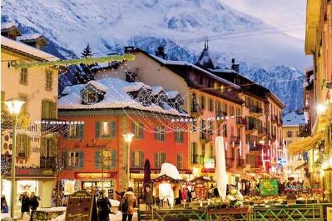 chamonix-town-center USE.jpg