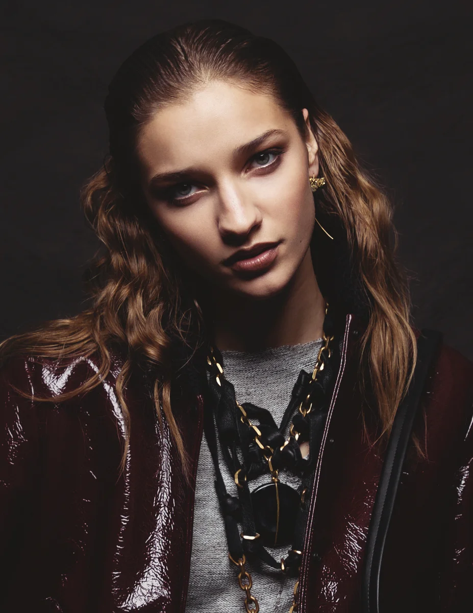 Photography by Attilio D'Agostino Stylist: Fashion Editor Sarah Stallmann 'Empire Necklace'