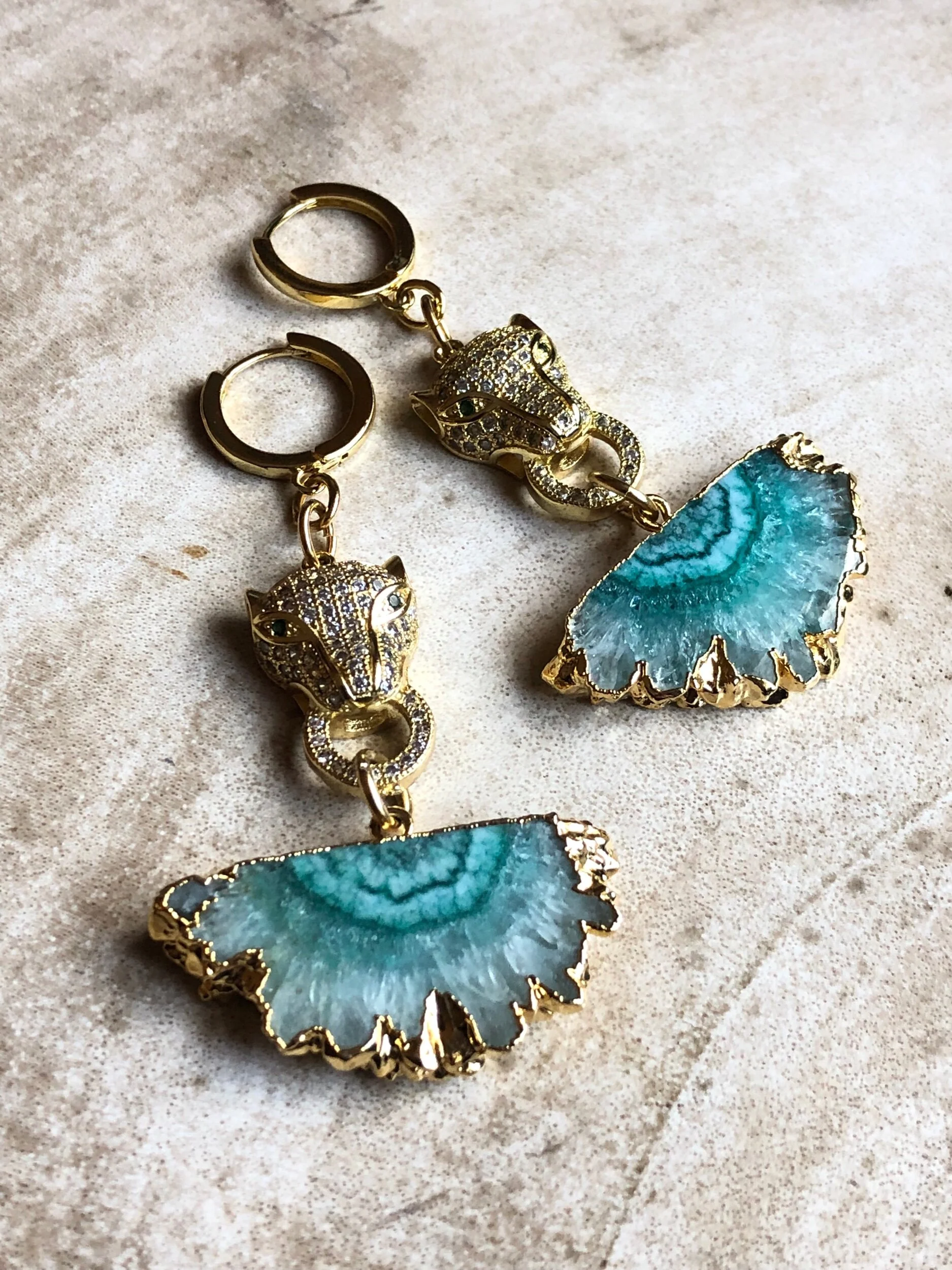 736DF126-466A-4595-844D-A69C5594F1E3