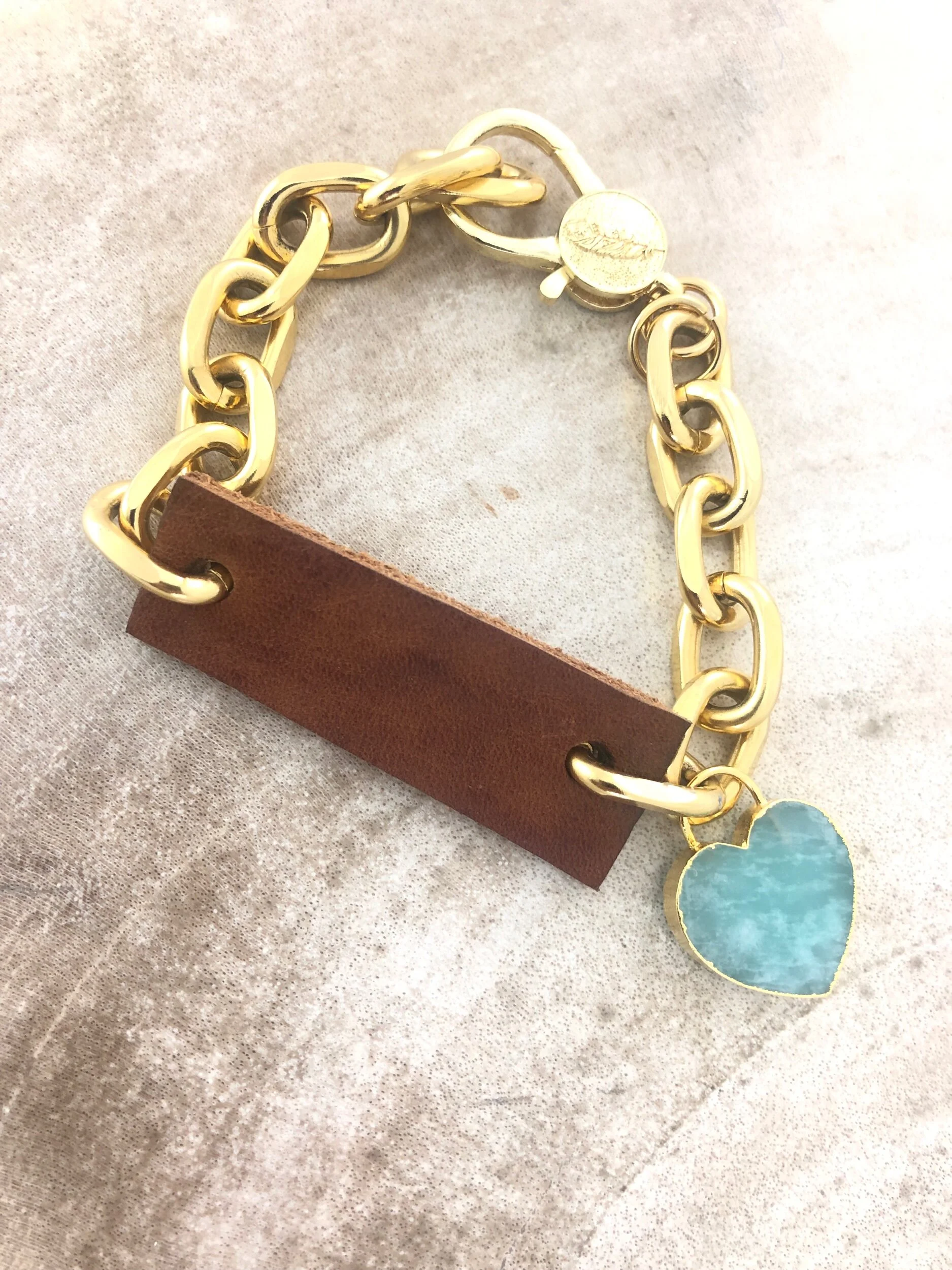 5BD85221-40F2-453A-99D4-1ECD644C8E40