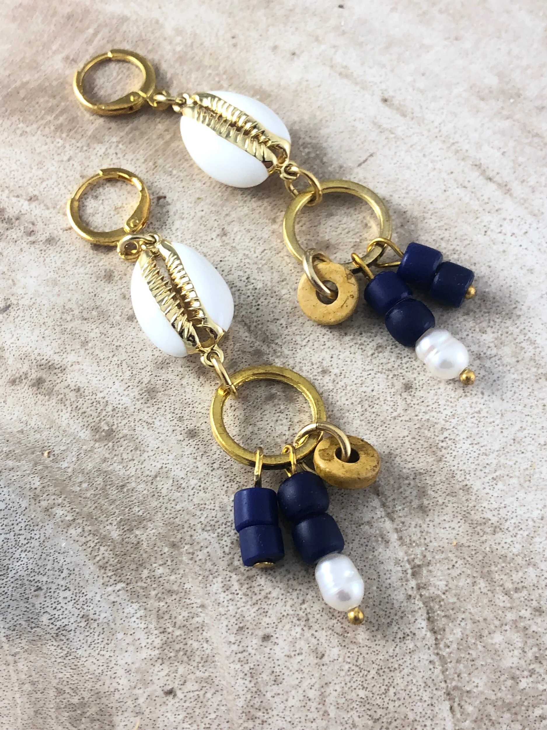 819E3AC8-687C-413B-8570-29E23C204608