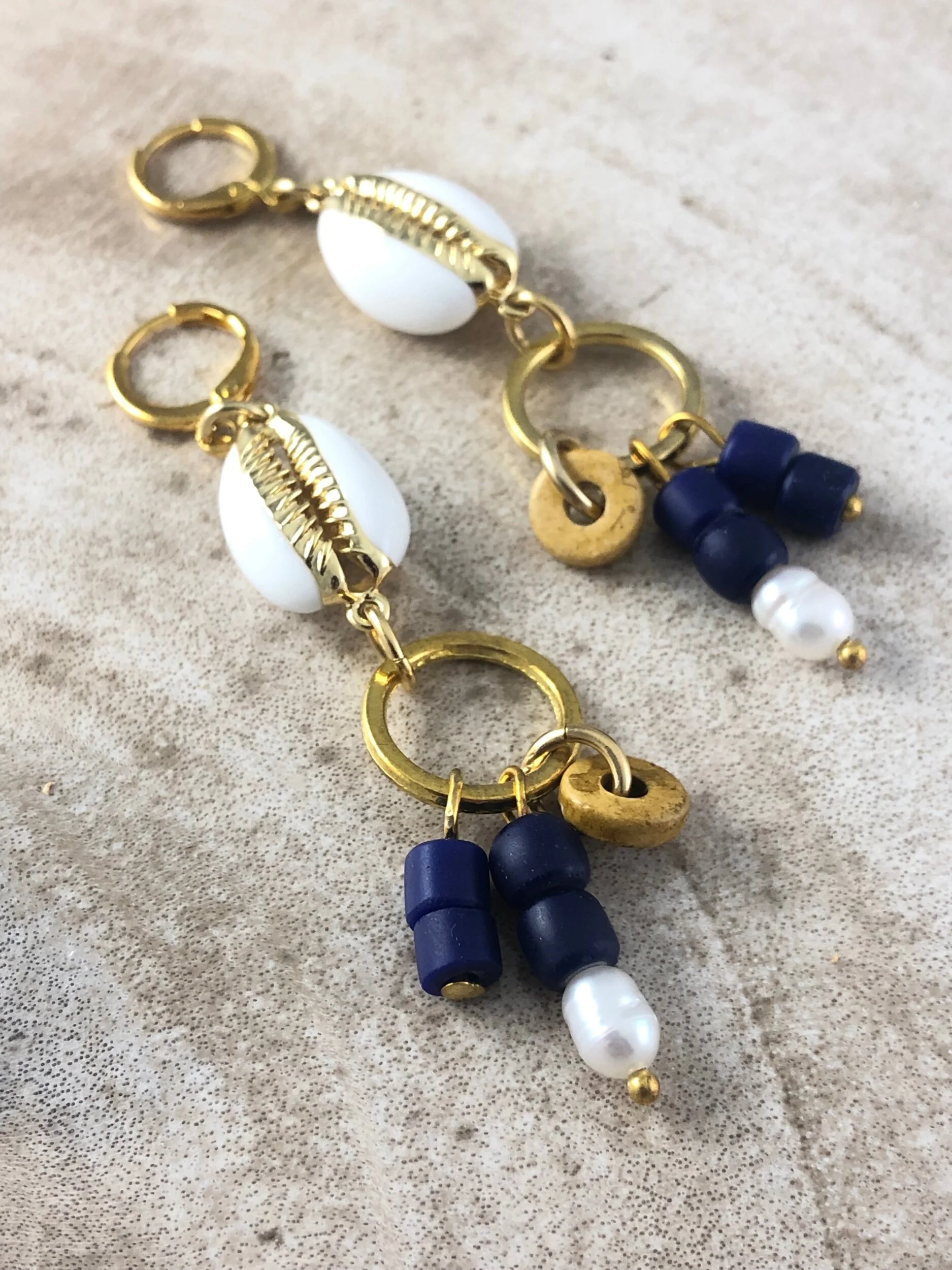 4F234761-03EB-4CAA-8B6C-B360C6F8B3A9