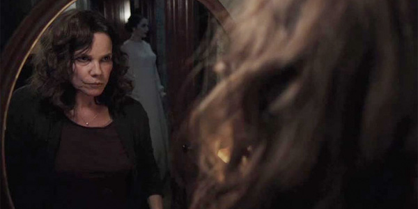 insidious2-hershey-mirrorghost-full.jpg