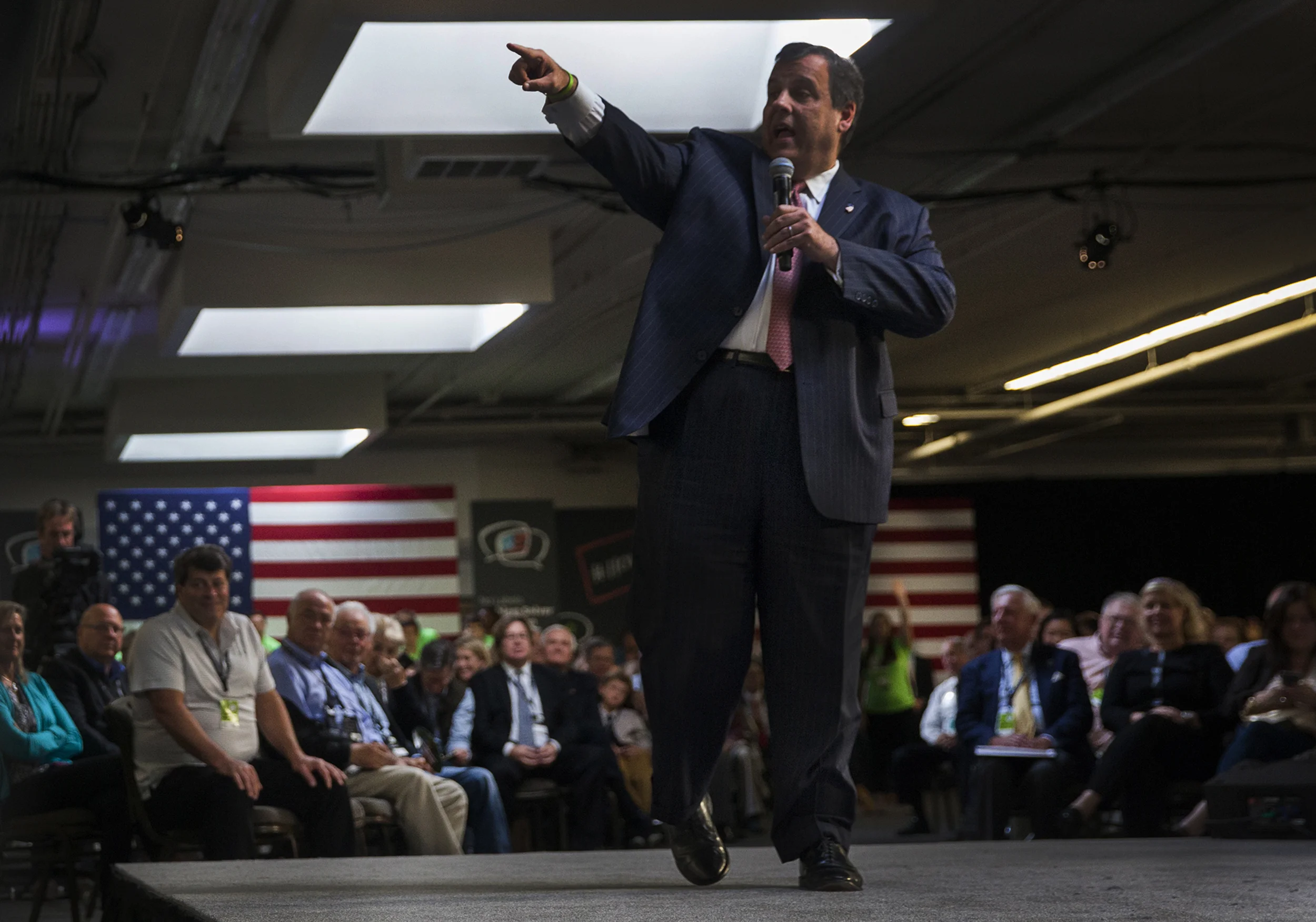 New Jersey Governor and Presidential Candidate Chris Christie takes questions at the No Labels Problem Solver Convention where eight Presidential candidates, along with national political, business and entertainment leaders will address nearly 2,000 No Labels members – including many undeclared New Hampshire voters – at this historic, bipartisan event in Manchester, NH on October 8th. 