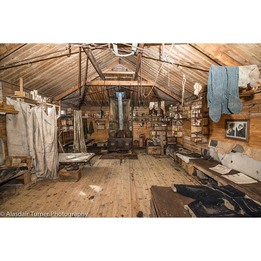 Inside Earnest Shackleton Hut.jpg