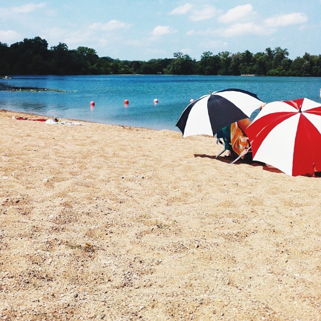  Beach bummin' on Cedar Lake 