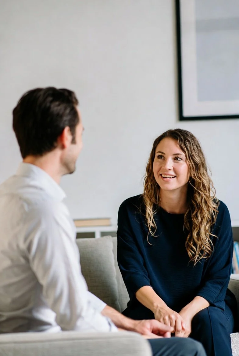 CBT-I for Insomnia: A therapist and client in a therapy session using CBT for Insomnia