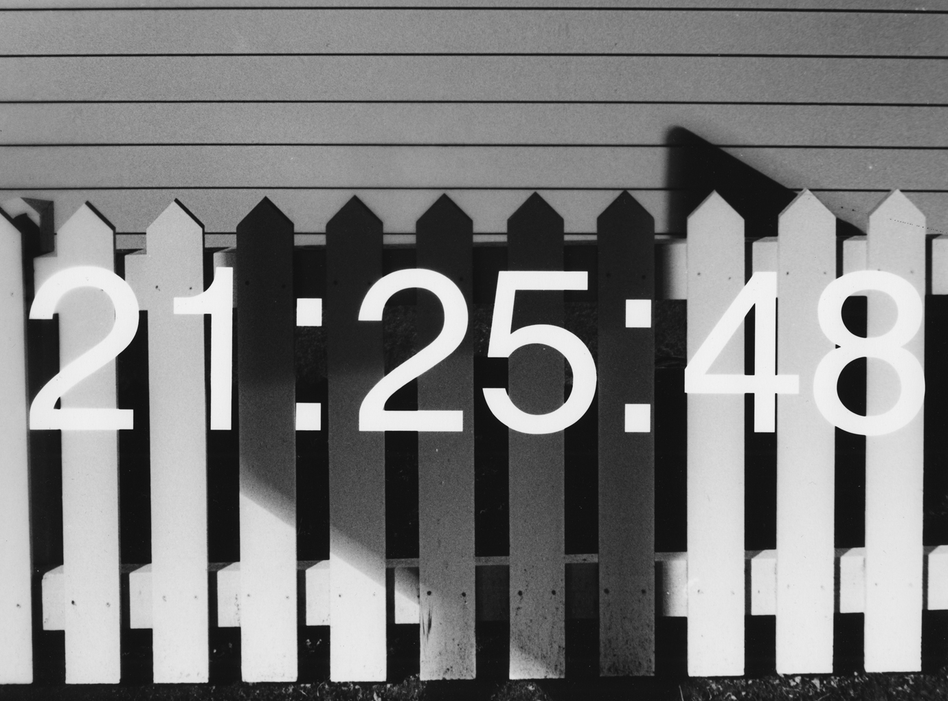 This project was created for a class called "Art & Time," and
this was my final project for the class. The project was influenced by
the Japanese conceptual artist, On Kawara. He is best known for his
"date paintings" which he has entitled "T