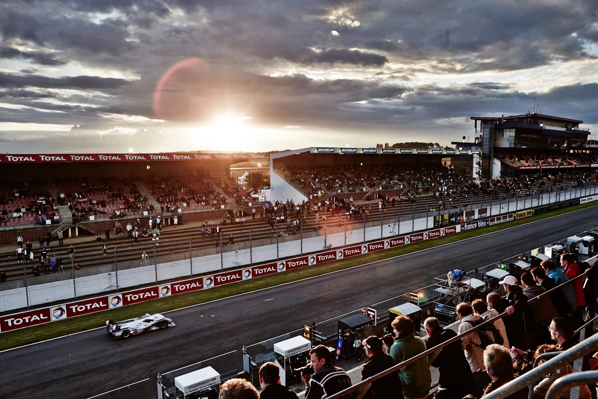 revvv: Mythos Le Mans