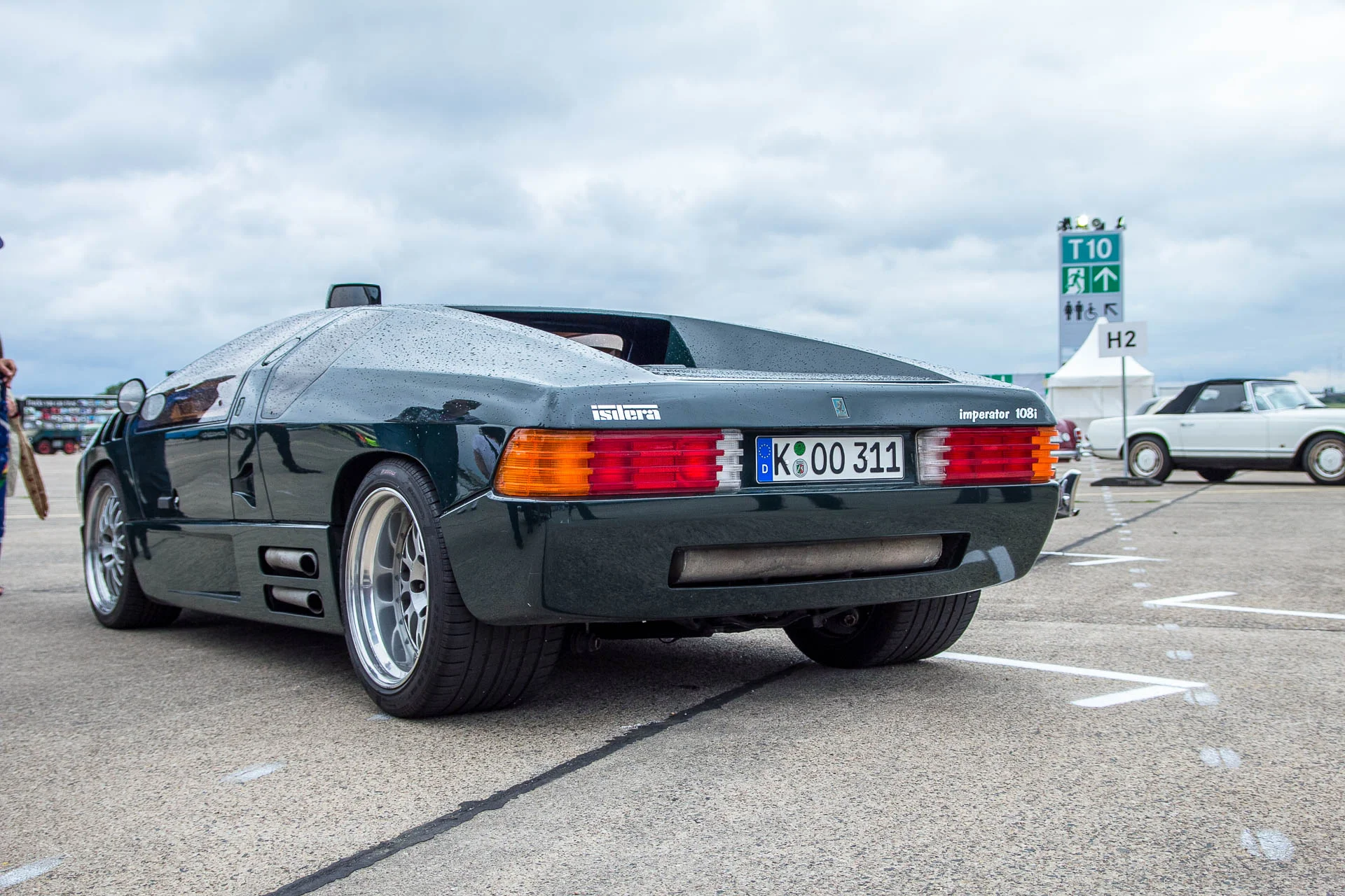 Isdera Imperator 108i