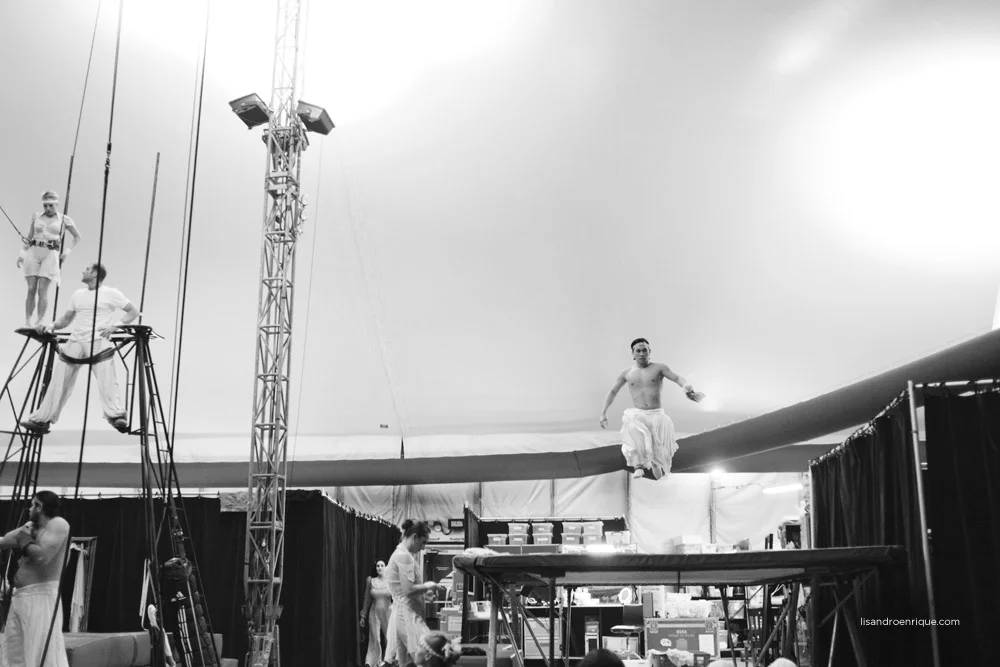 Cirque du Soleil - Argentina - www.lisandroenrique.com Cirque du Soleil. An intimate backstage record. The world's largest and most recognized Circus, "Cirque Du Soleil". Being able to record these moments for me was very intense and grateful to had had this unique opportunity.