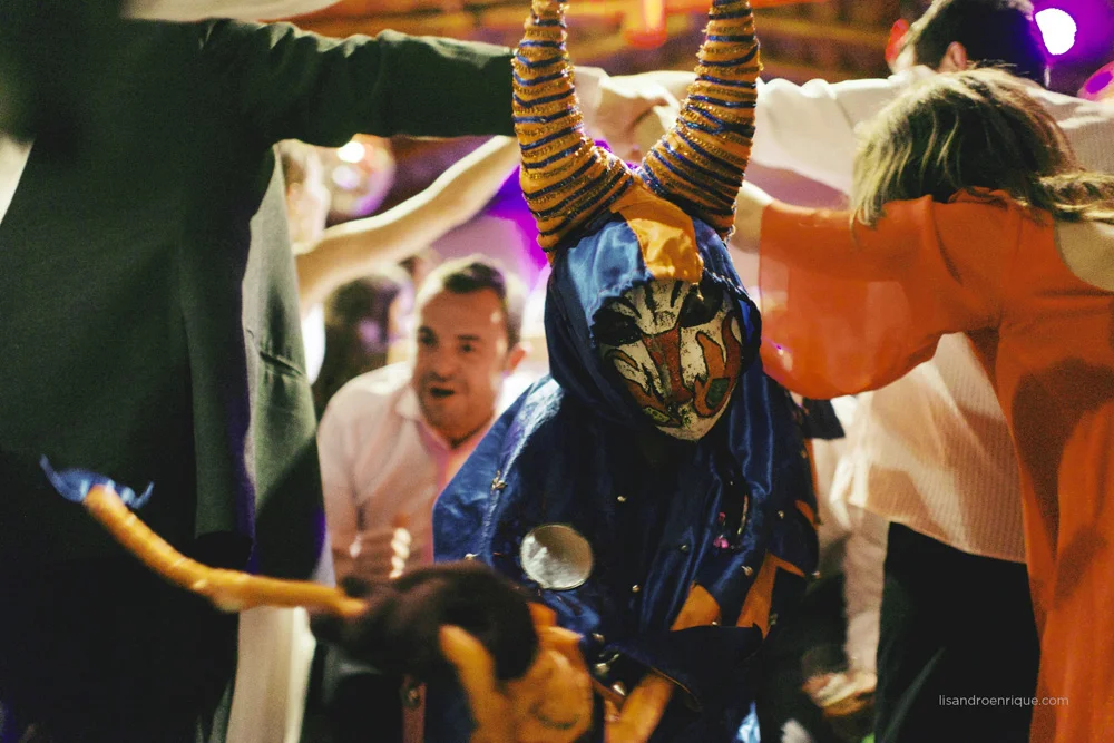 Virginia y Gustavo en Salón Agua Canta, Unquillo