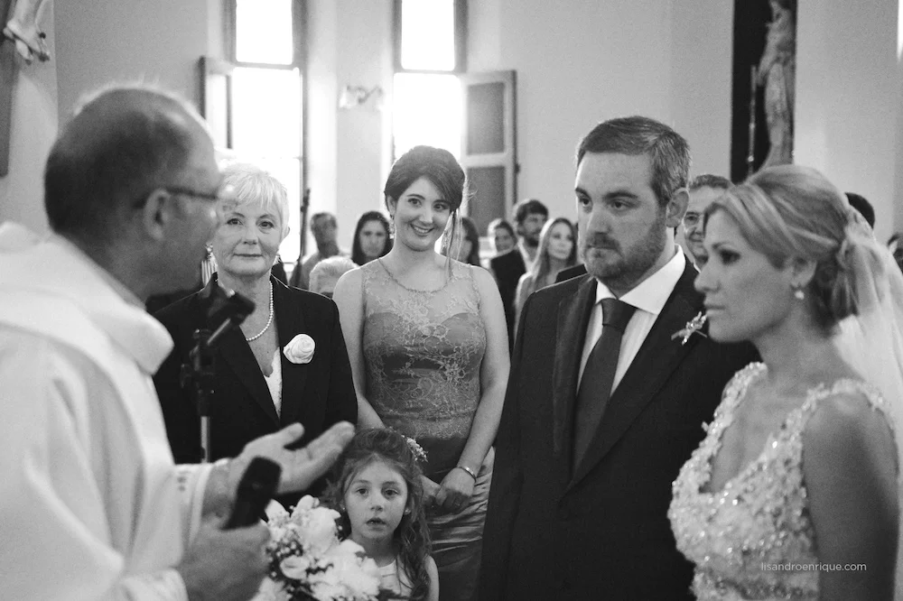 Boda de Ivana y Rodrigo, Salón La Angelina, Unquillo.
Más Historias de Amor & Celebración en www.lisandroenrique.com