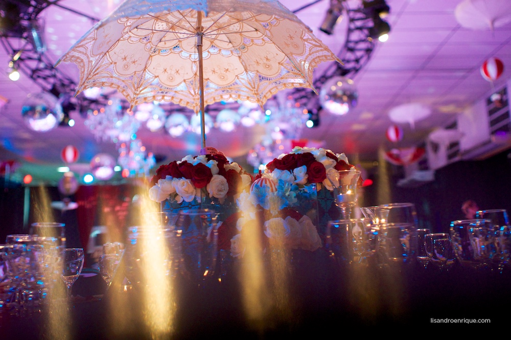  Boda de Mariana y Pablo. San Francisco, Córdoba. Estilo Circus. Más de esta Historia en Fotógrafo de Bodas www.lisandroenrique.com 