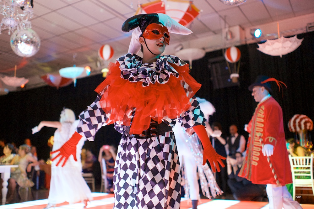  Boda de Mariana y Pablo. San Francisco, Córdoba. Estilo Circus. Más de esta Historia en Fotógrafo de Bodas www.lisandroenrique.com 