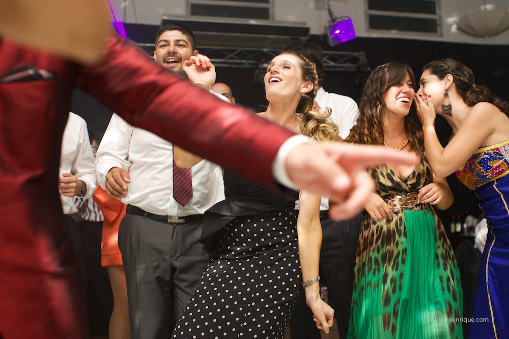  Boda de Mariana y Pablo. San Francisco, Córdoba. Estilo Circus. Más de esta Historia en Fotógrafo de Bodas www.lisandroenrique.com 