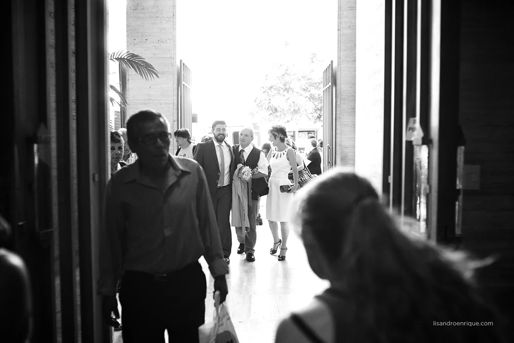 Boda de Día en Restaurante Brasserie Petanque, San Telmo, Capital Federal. Bodas de Destino.