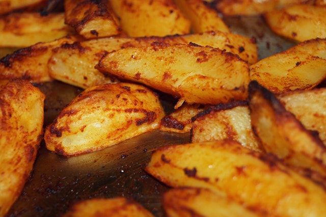 blackgarlicpotatowedges.jpeg