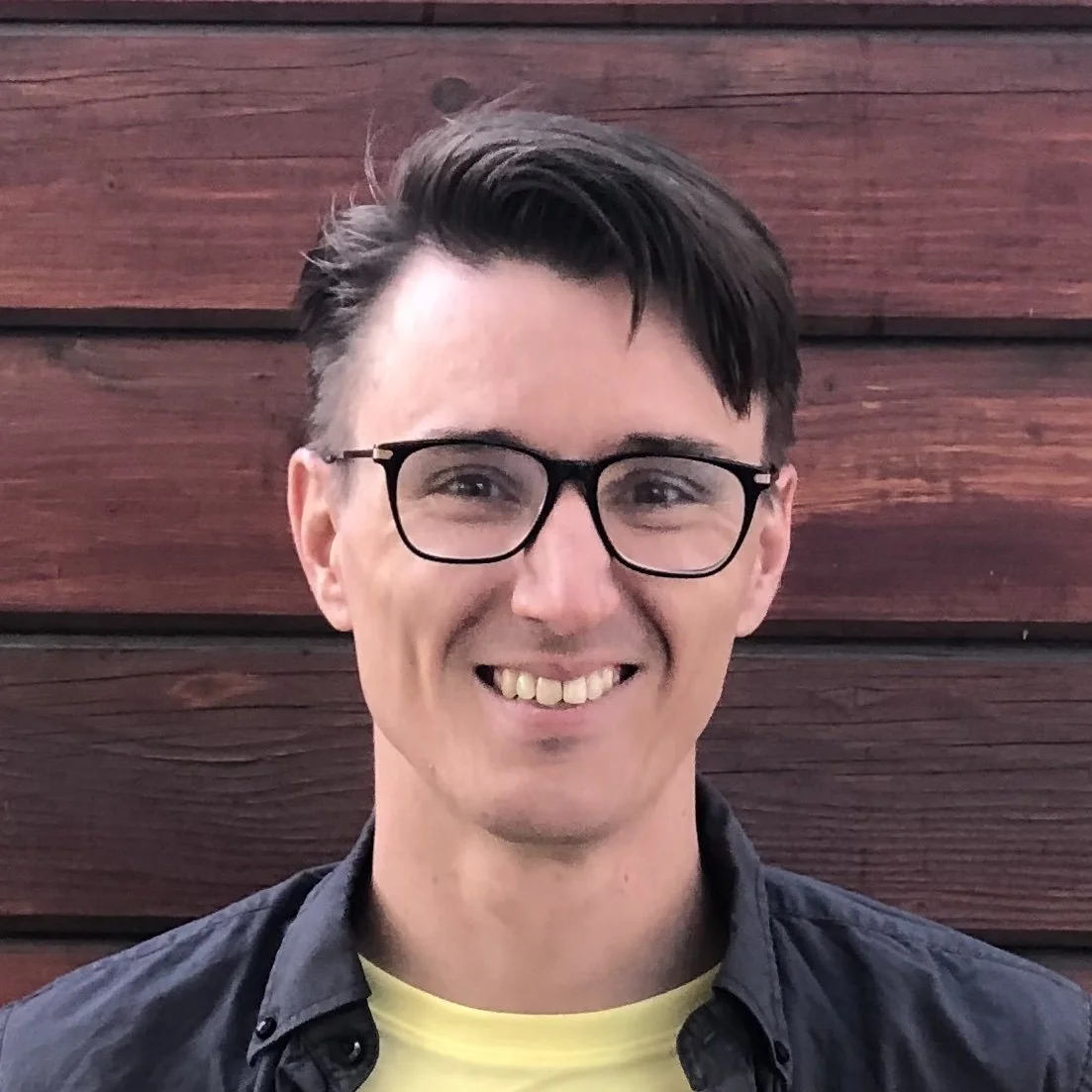 Alex R.