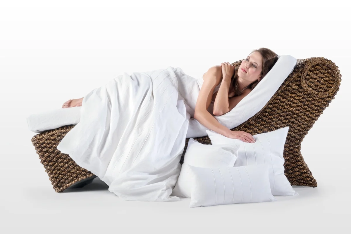 Thoreau 666M-White.jpg