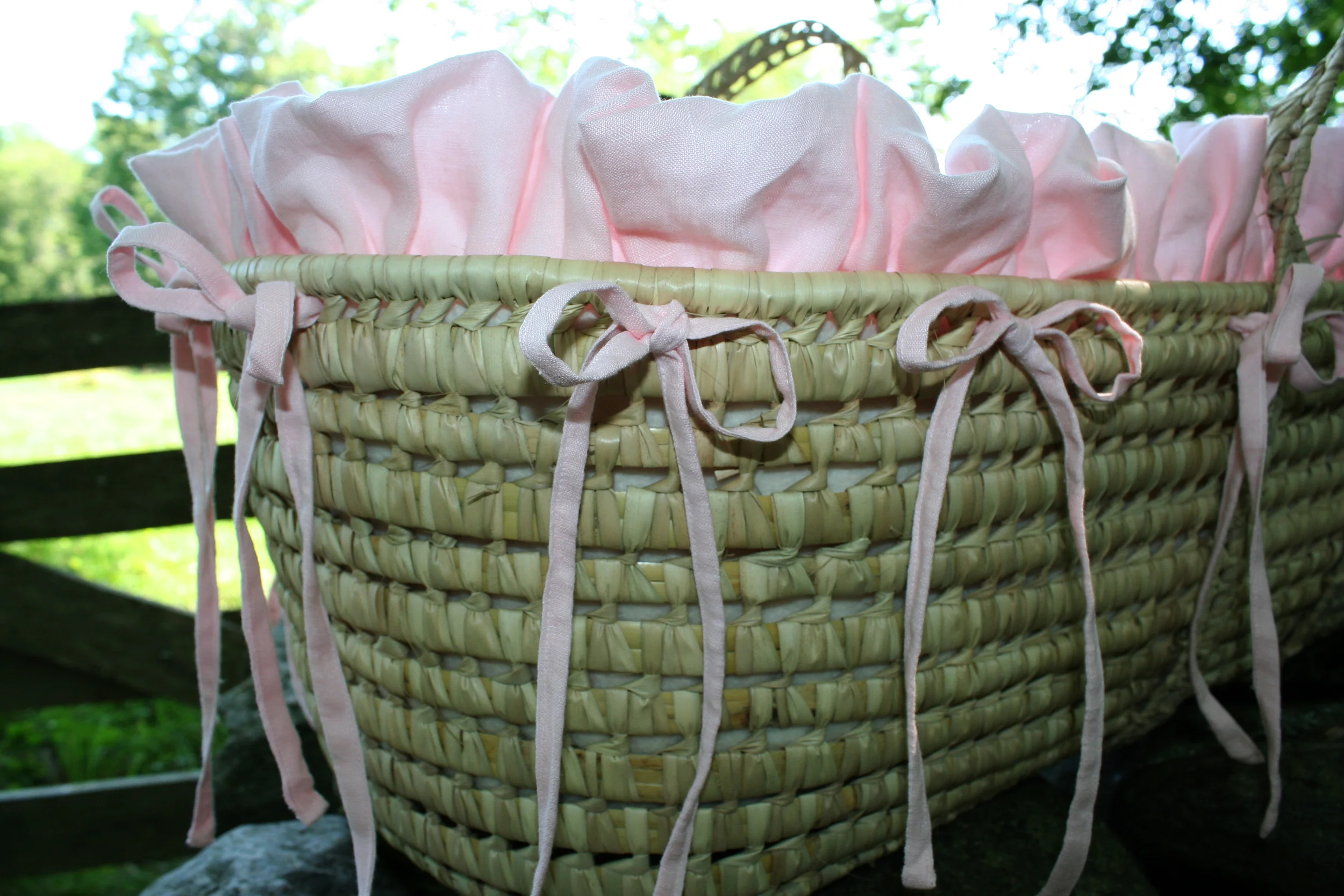 Reine Moses Basket Bows.jpg