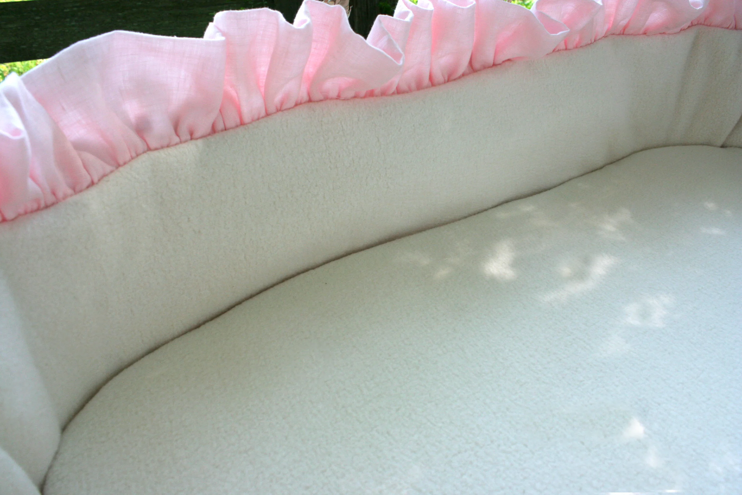 Reine Moses Basket Interor.jpg