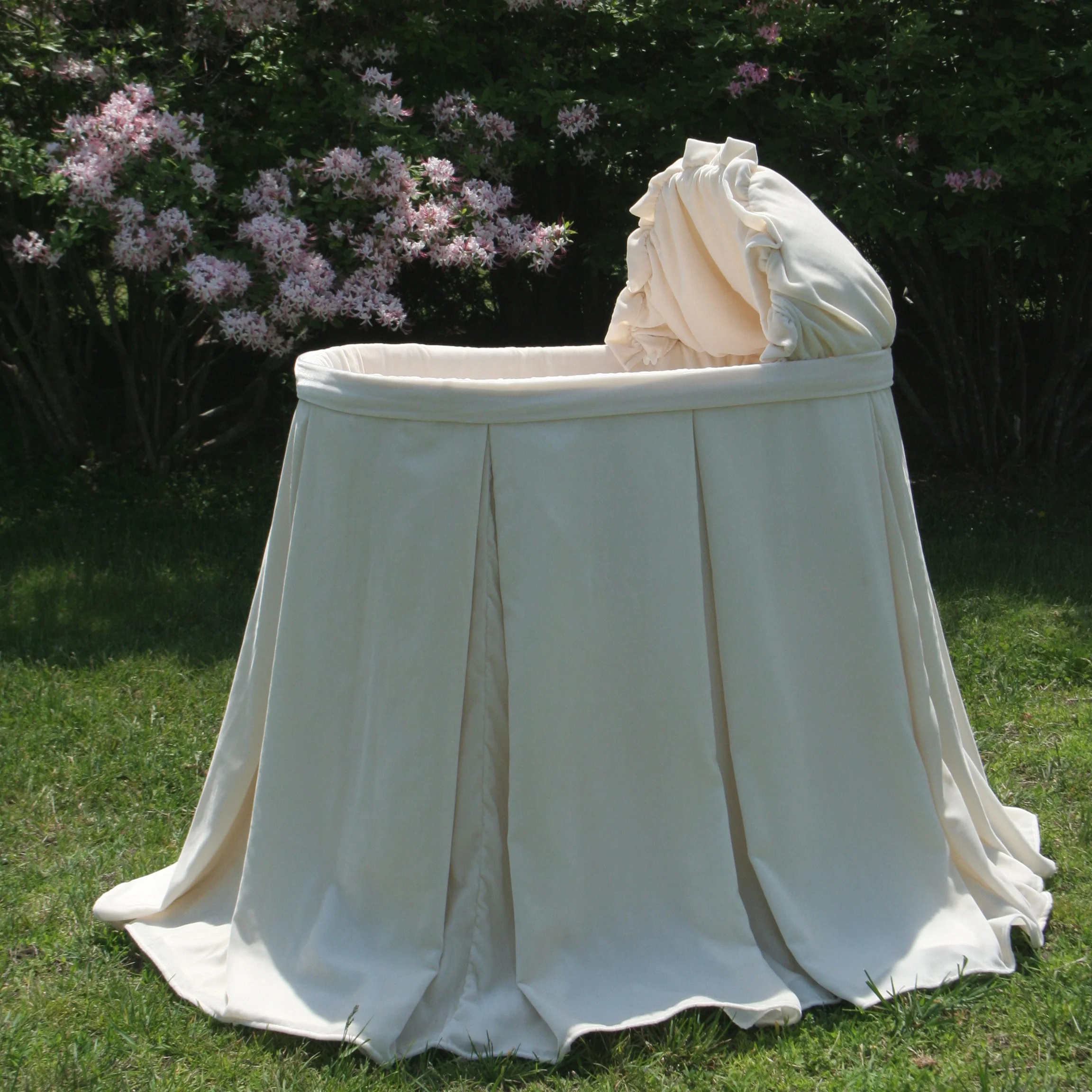 Verona Bassinet.jpg