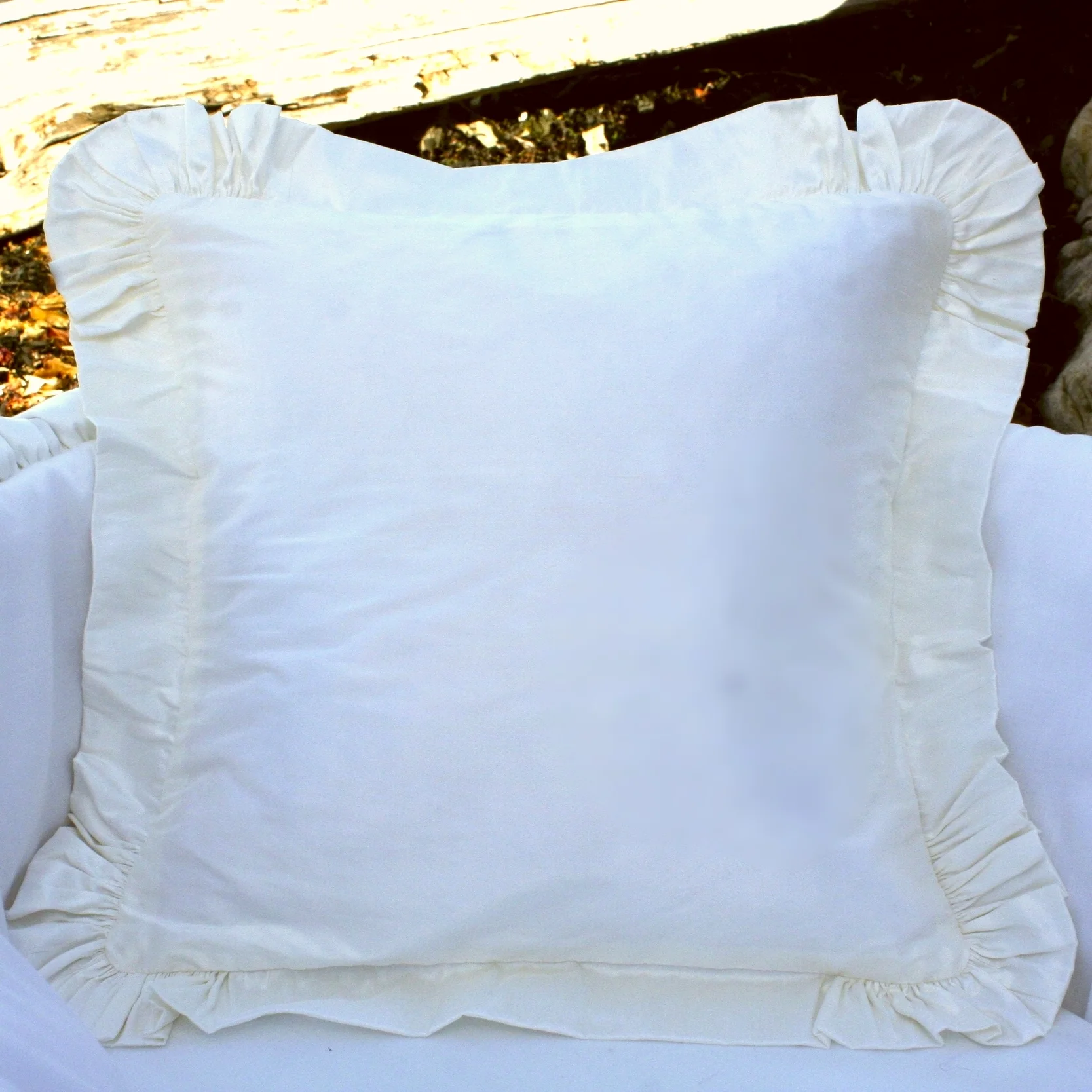 Flanged with Gathered Corners Dup Silk.JPG