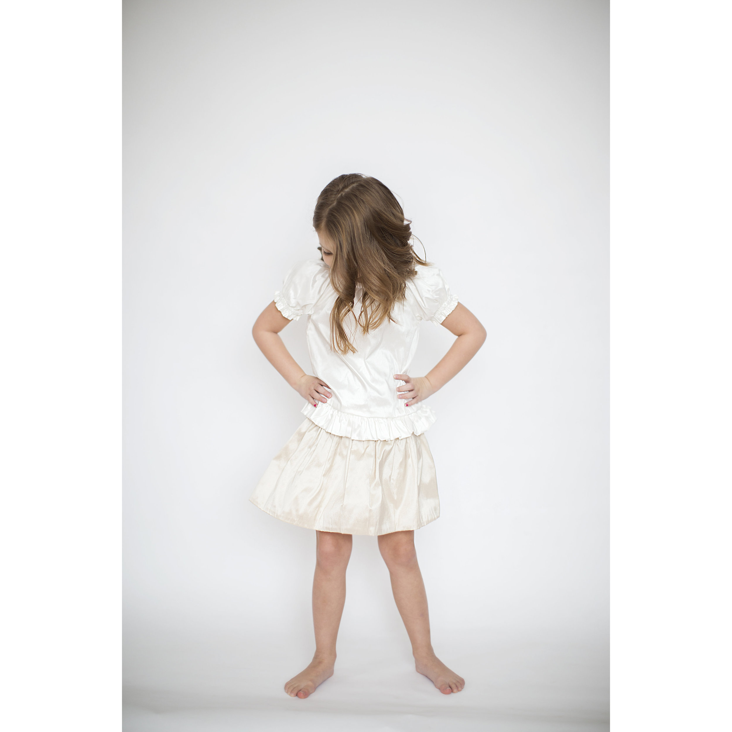 AP-DS-Lisa-Extra_04 with border.jpg