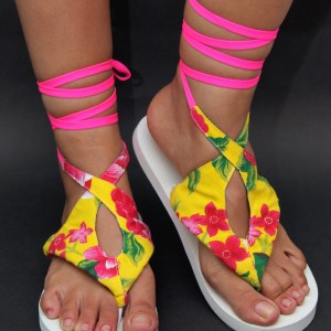 Cruzada Floral Rosa_sandals.jpg