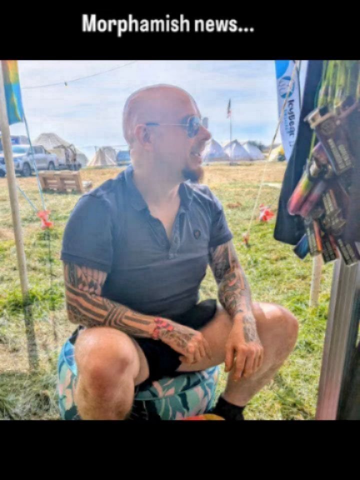 1) Morphamish News (track id Cascade - Morphamish)

2) Stoked to drop my new productions for Kelburn's Acid Crimbo Melter at the People's Leisure Club. (track id Whatever - Morphamish) 

3) Playing the magical Big Love Festival in Wales this summer -