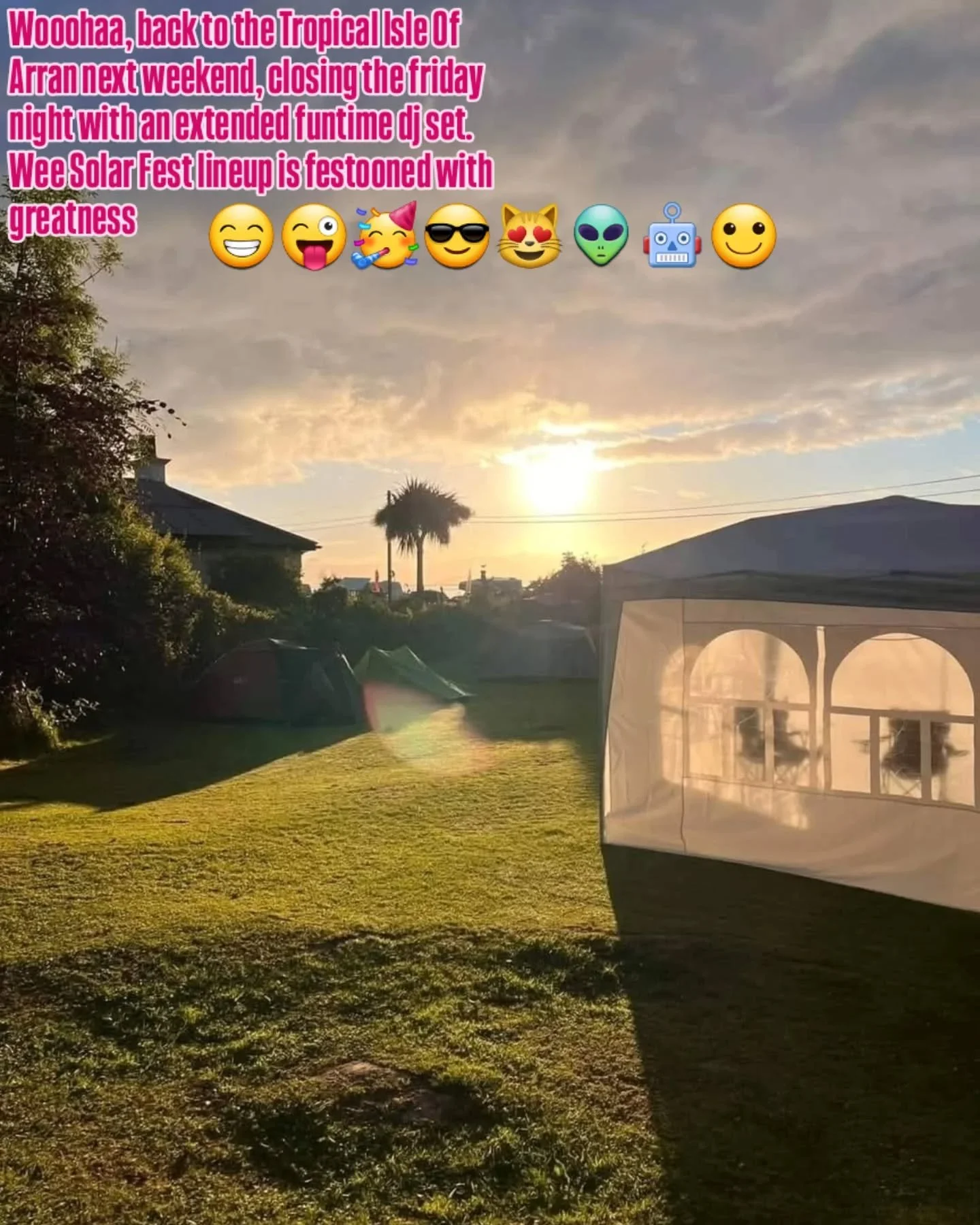 Woooha, back to the tropical isle of Arran next weekend. Closing the friday night with an extended funtime dj set. Wee Solar Fest lineup is festooned with greatness.