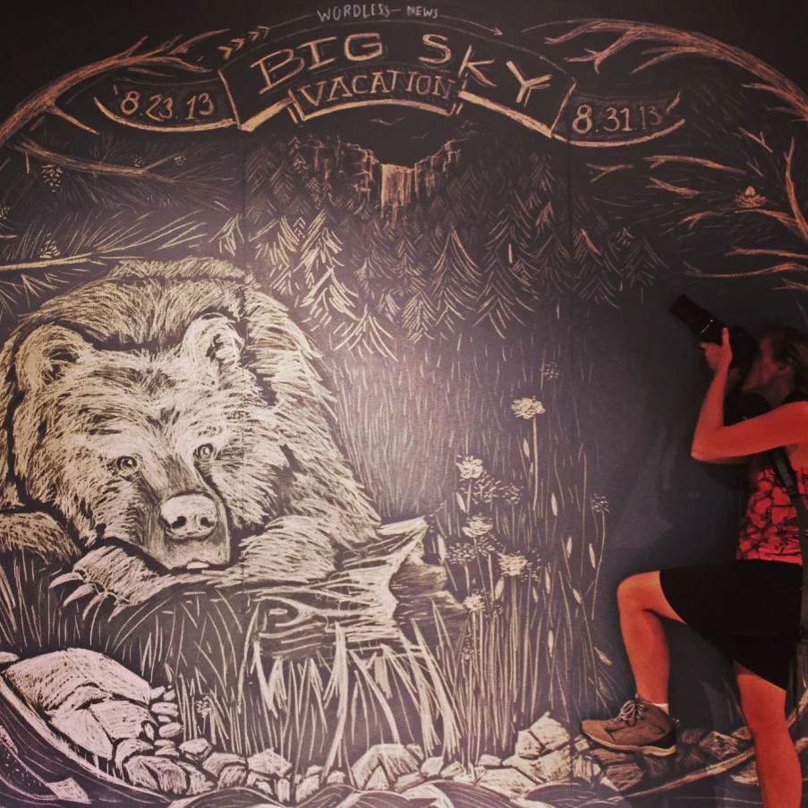  Life-size chalkboard vacation announcement 