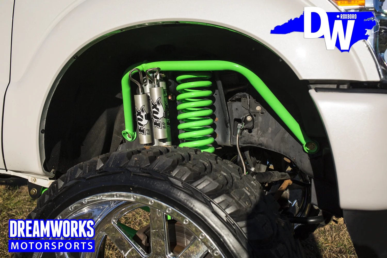 Ford-F250-By-Dreamworks-Motorsports-7.jpg