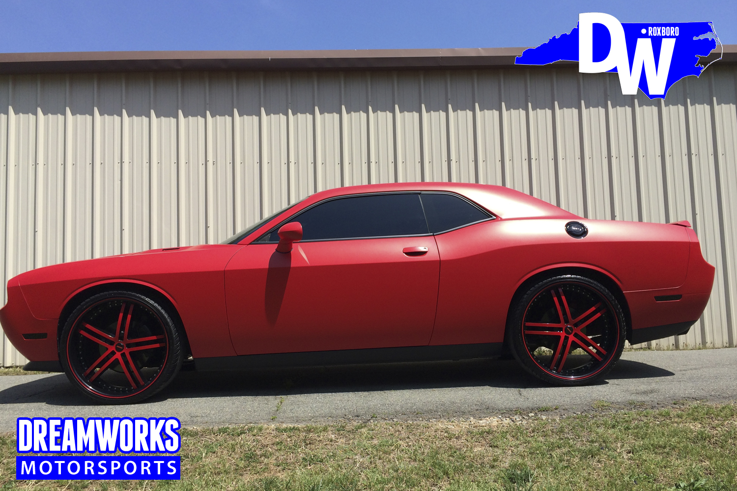 Dodge_Challenger_by_Dreamworks_Motorsports-16.jpg