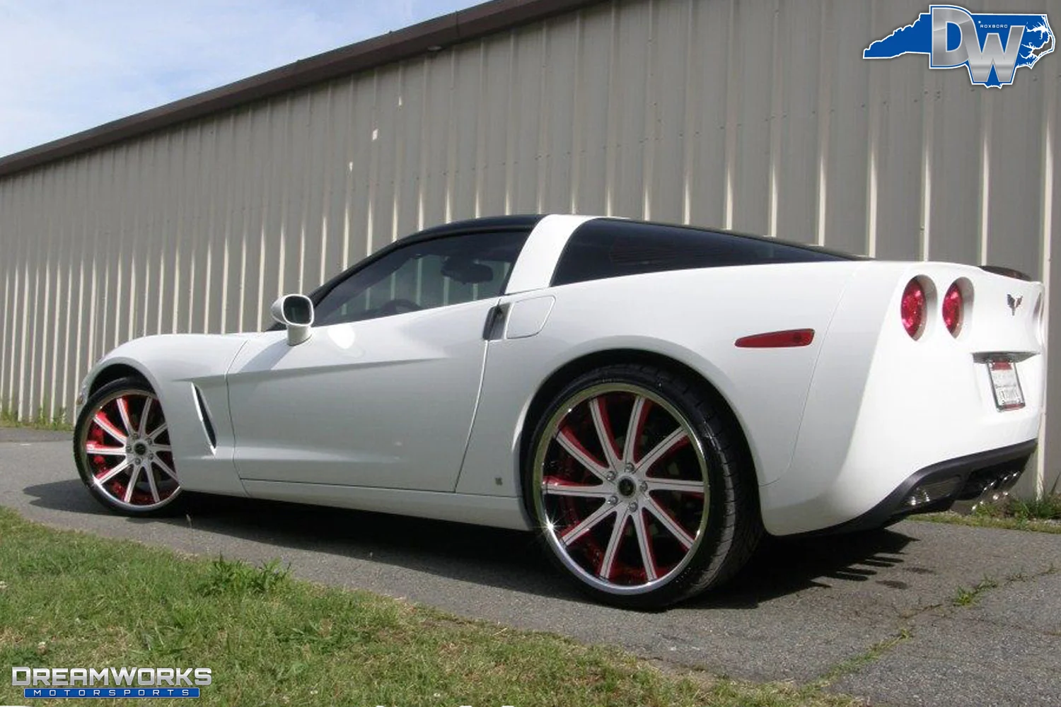 Chevrolet_Corvette_By_Dreamworks_Motorsports-10.jpg