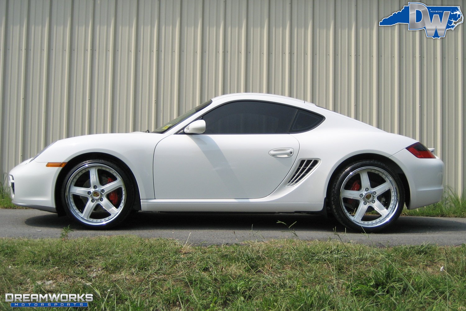 Porsche-Cayman-S-White-Dreamworks-Motorsports-2.jpg