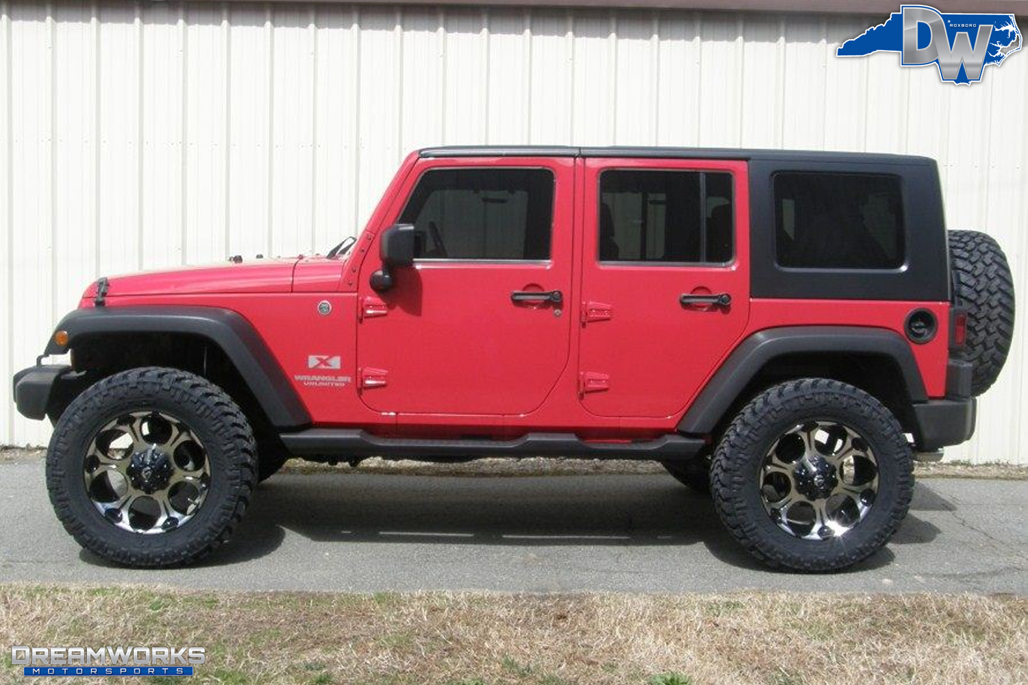 2010-Jeep-Wrangler-Unlimited-Dreamworks-Motorsports-2.jpg