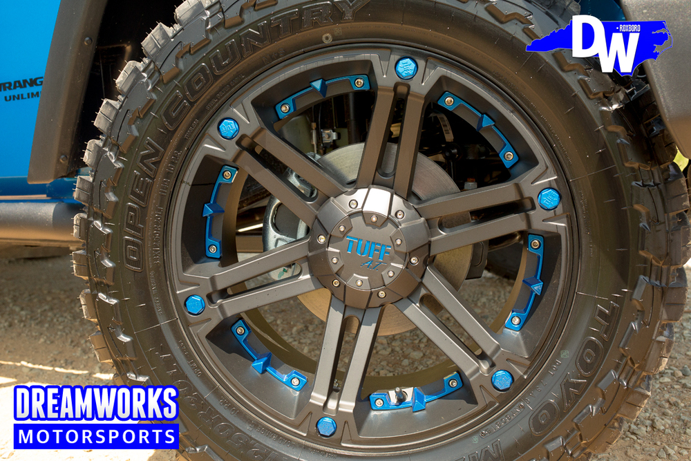 Blue-Jeep-Wrangler-Dreamworks-Motorsports-8.jpg