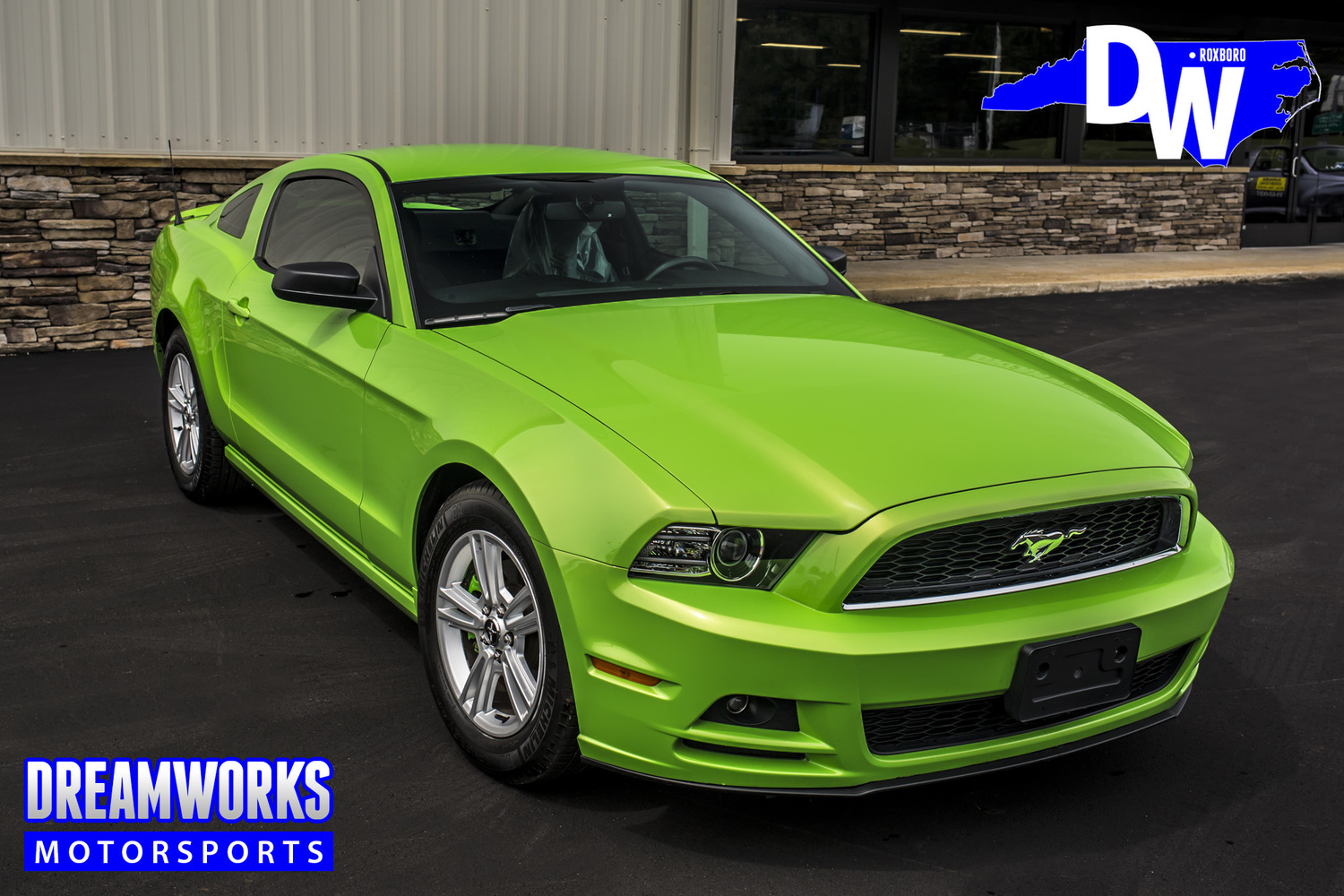 Green-Mustang-Dreamworks-Motorsports-6.jpg