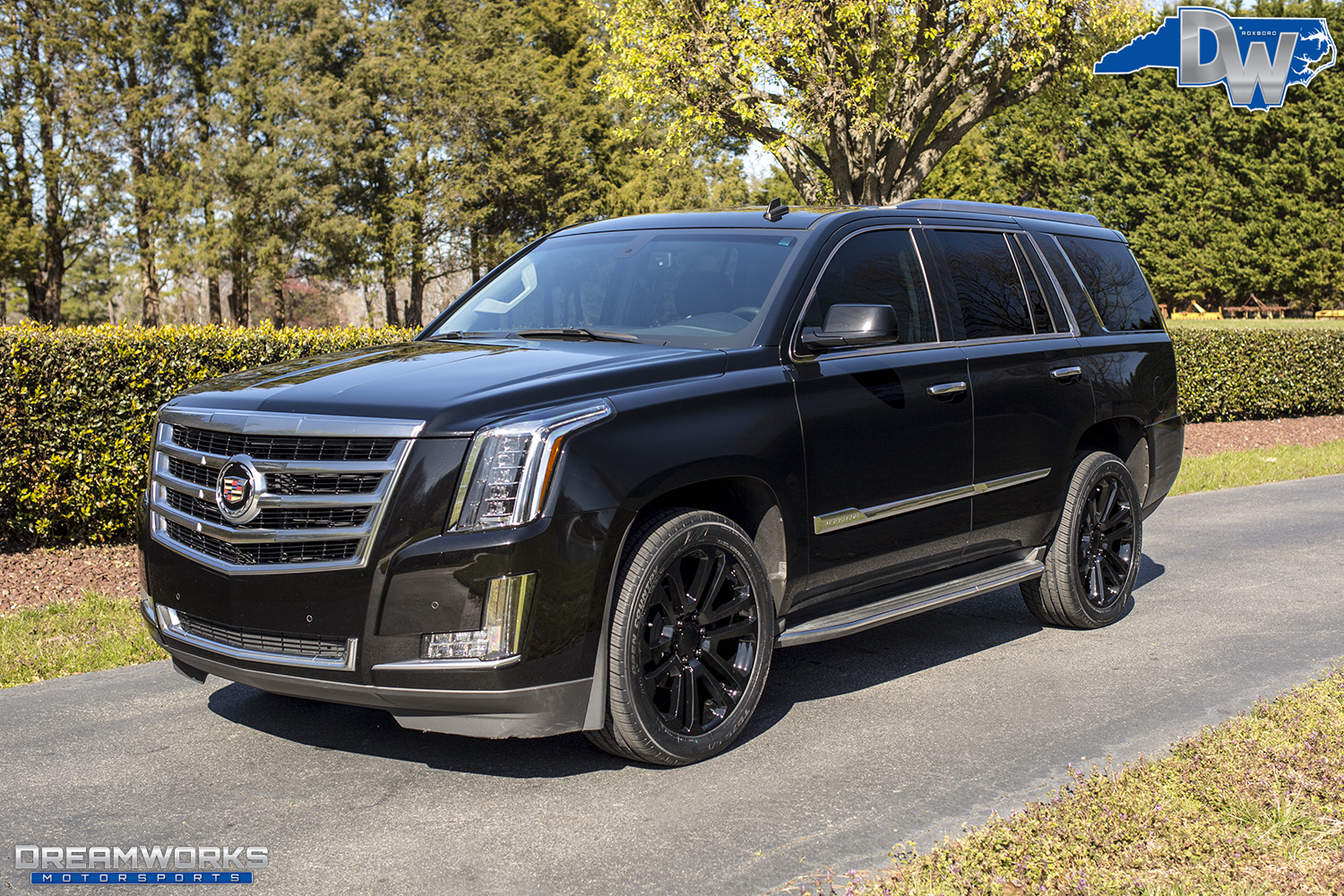 Blacked-Out-Escalade-Dreamworks-Motorsports-10.jpg
