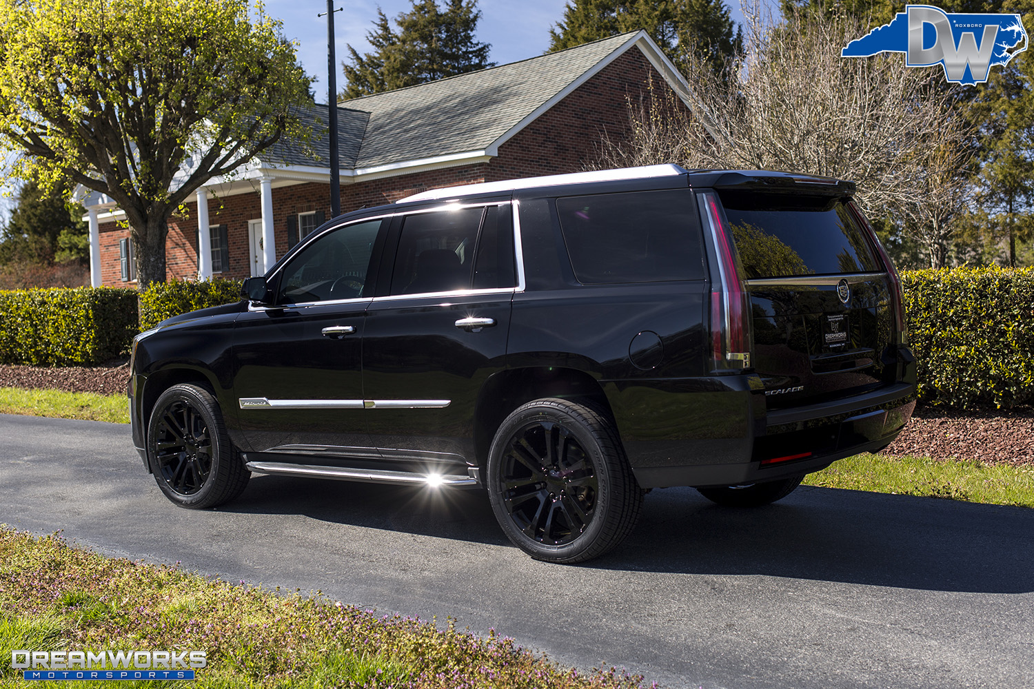 Blacked-Out-Escalade-Dreamworks-Motorsports-11.jpg
