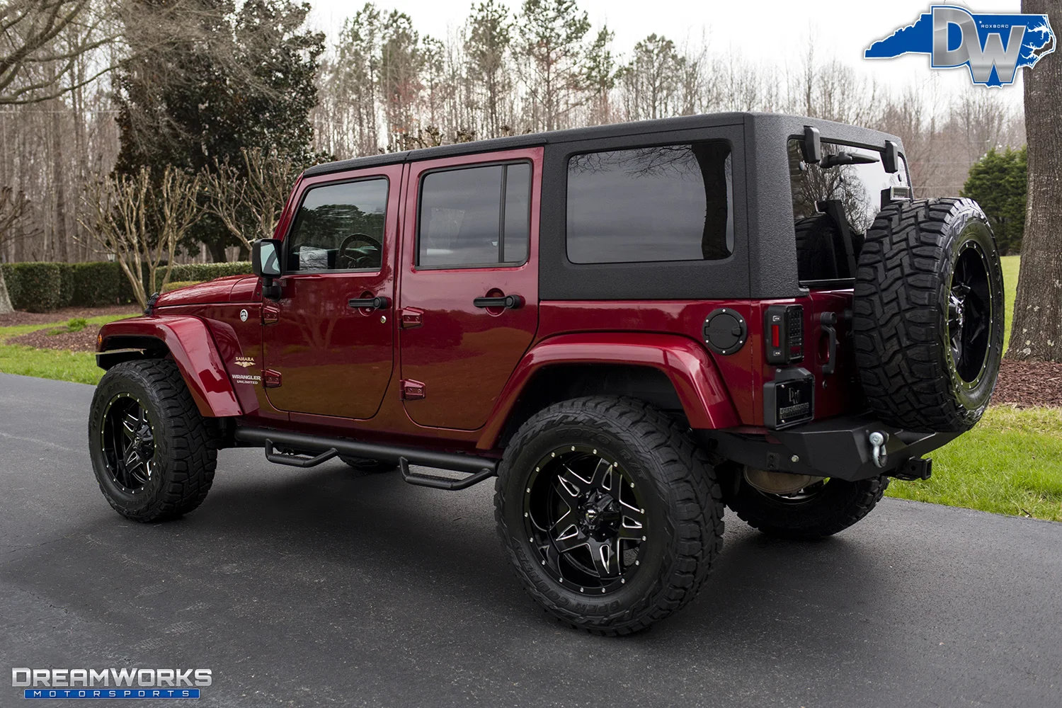 burgundy jeep wrangler