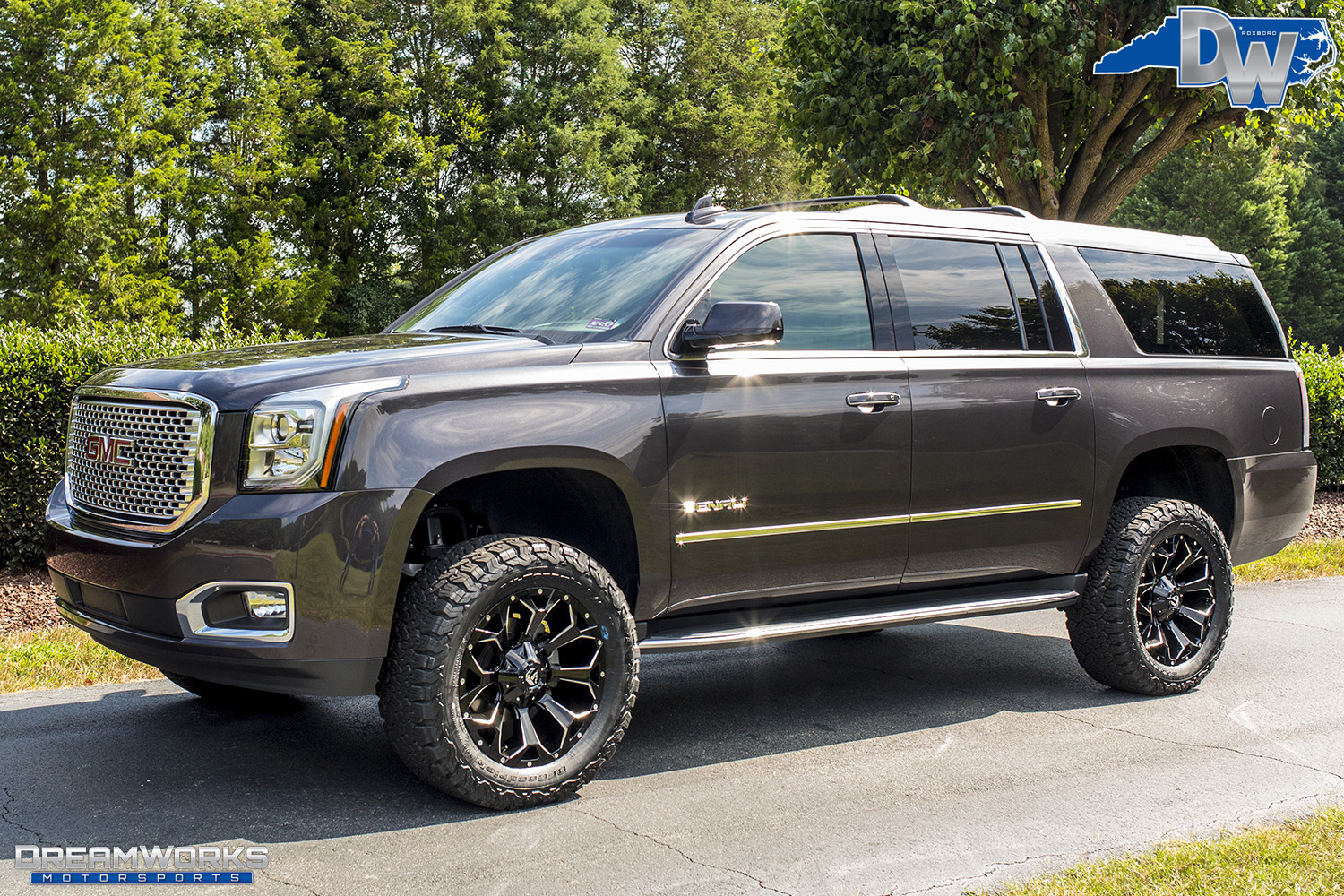 Dark-Grey-GMC-Denali-Dreamworks-Motorsports-6.jpg